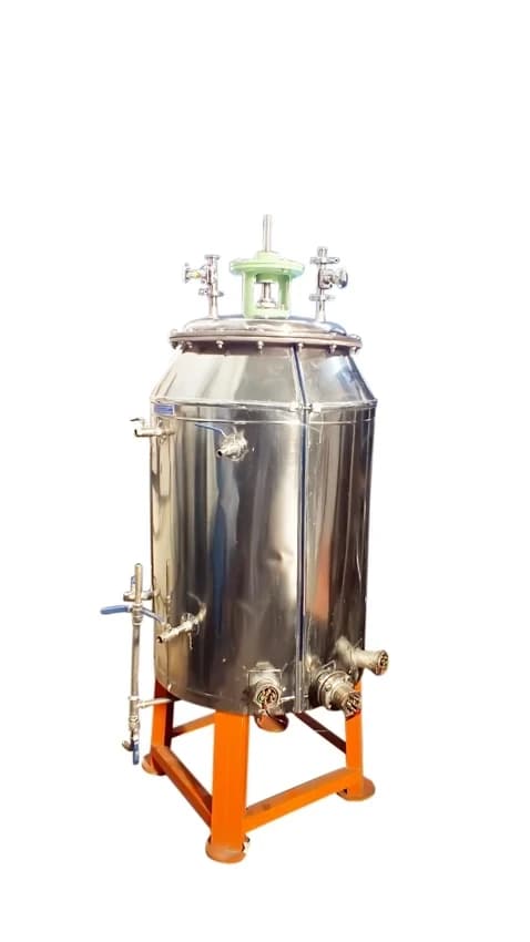 Semi-Automatic Polishing Stainless Steel Reaction Vessel, For Fermnetation, Capacity: 20-2000L