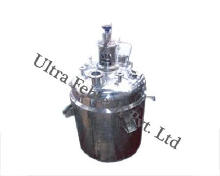 Stainless Steel Reaction Vessel, Capacity: 500 L
