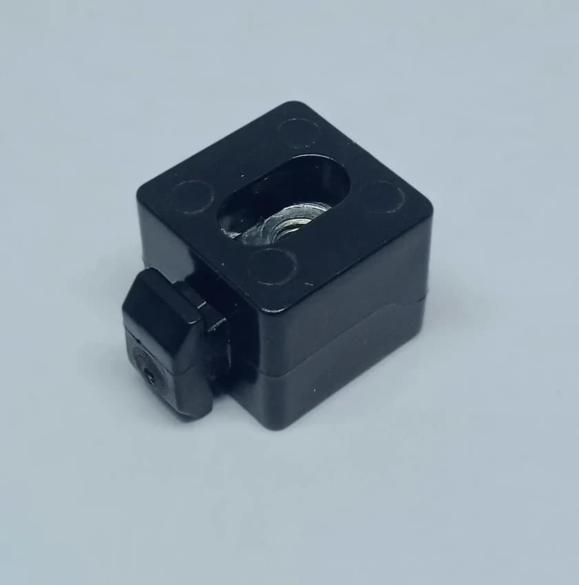 Uniblock Black Type B Slot 8 (999 146 007), For Railing Fitting