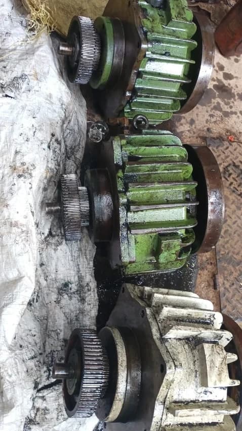 LAKSHMI LMW LFS 1660 SIMPLEX ROVING DIFFERENTIAL GEAR BOX Re-conditioned