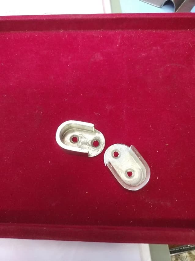 Shoe bracket/ oval pipe bracket
