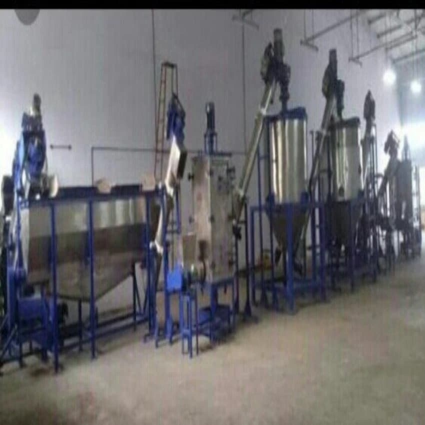 Automatic Pet Bottle Recycling Machine longer durability., Production Capacity: 500 kg/hr