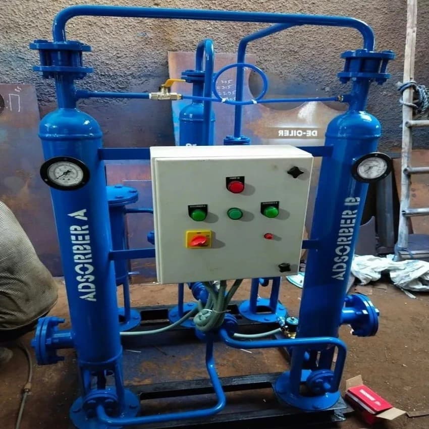 Iron Mini Nitrogen Plant(air dryer), 220 V, Automation Grade: Semi-Automatic