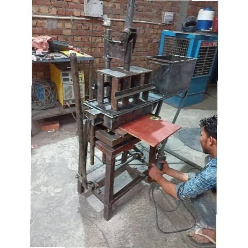 Block Making Machine, Automation Grade: Manual