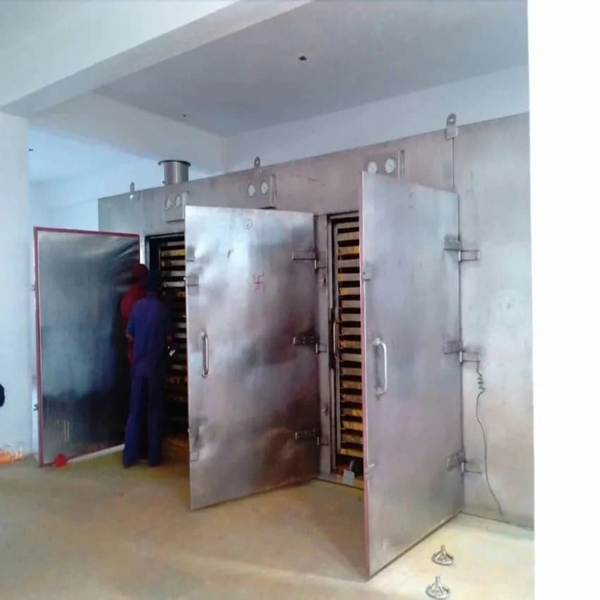 Stainless Steel Tray Oven, Capacity: 100-500 Kg, Model Name/Number: Kerone