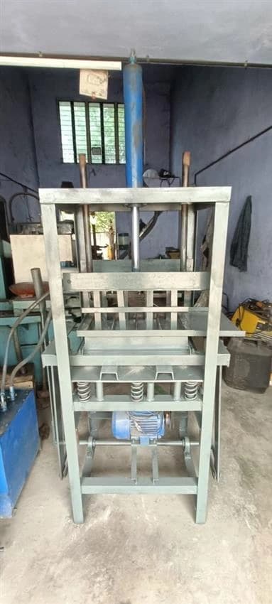 Multipurpose Concrete Brick Making Machine