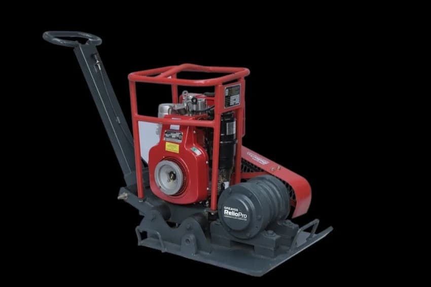 5 HP Diesel Engine Forward Plate Compactor, For Construction Equipment, 208 kg