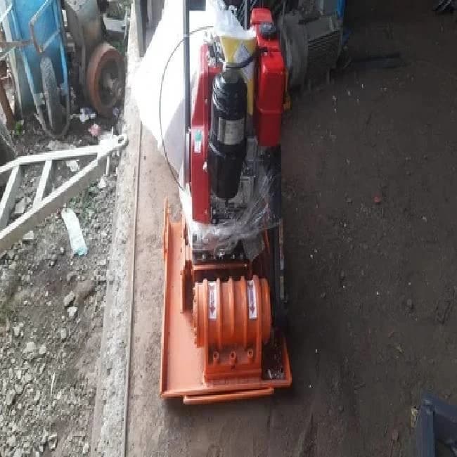 Earth Compactor