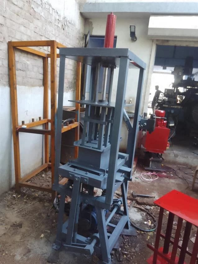 Mild Steel Hydraulic Brick Making Machine
