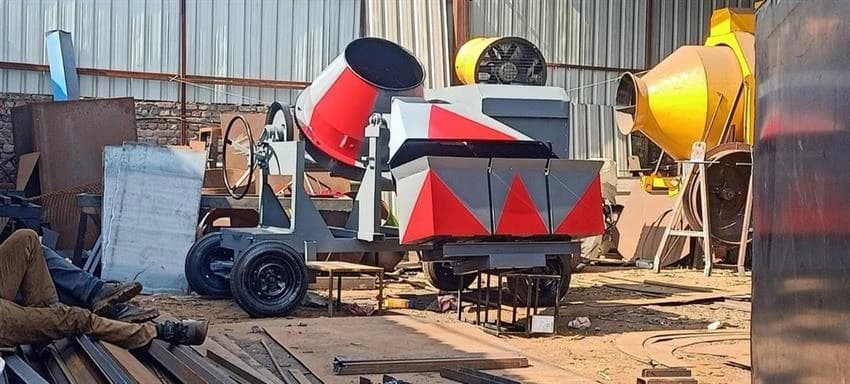 Hopper Concrete Mixer, Capacity: 400kg