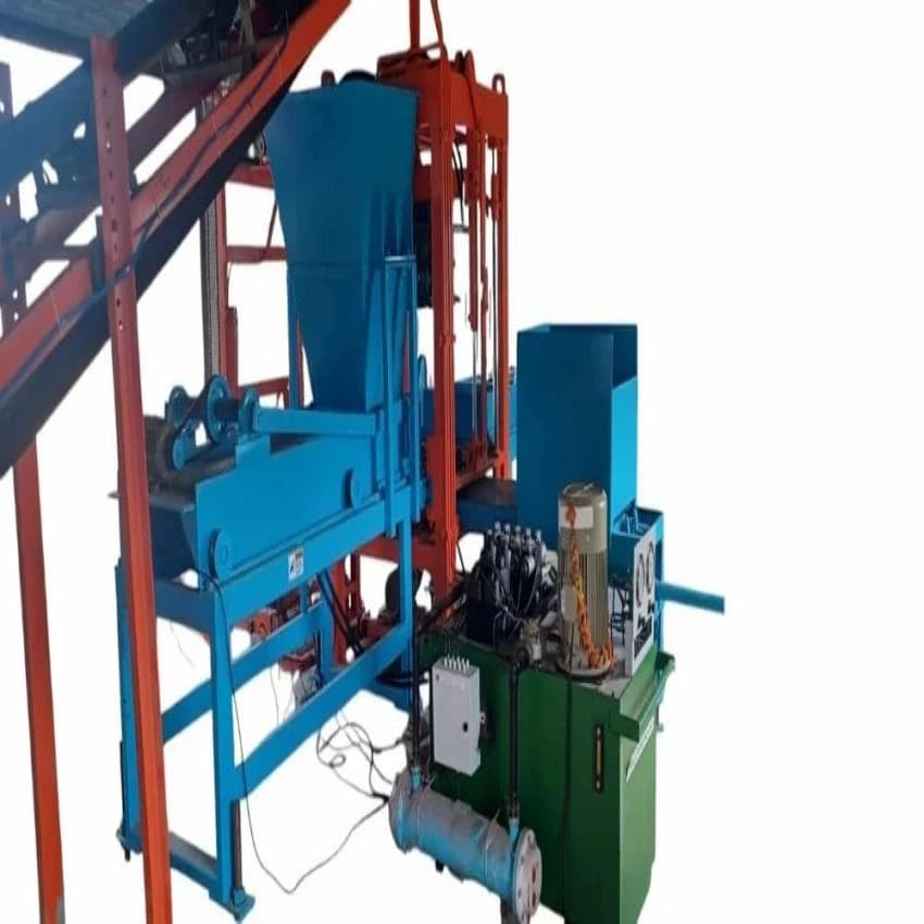 Automatic Pentagon Paver Block Making Machine, 2 mm