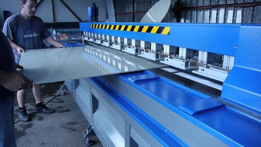 Mild Steel Plastic Sheet Bending Machine, For Industrial, Automation Grade: Semi-Automatic