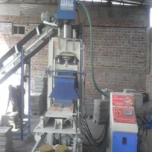 Fully Automatic Hydraulic Paver Block Machine