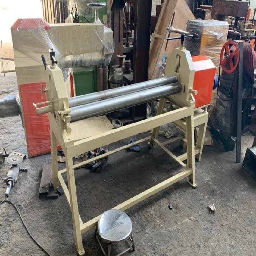 Semi-Automatic Hydraulic And Electric Triple Roll Bending Machine