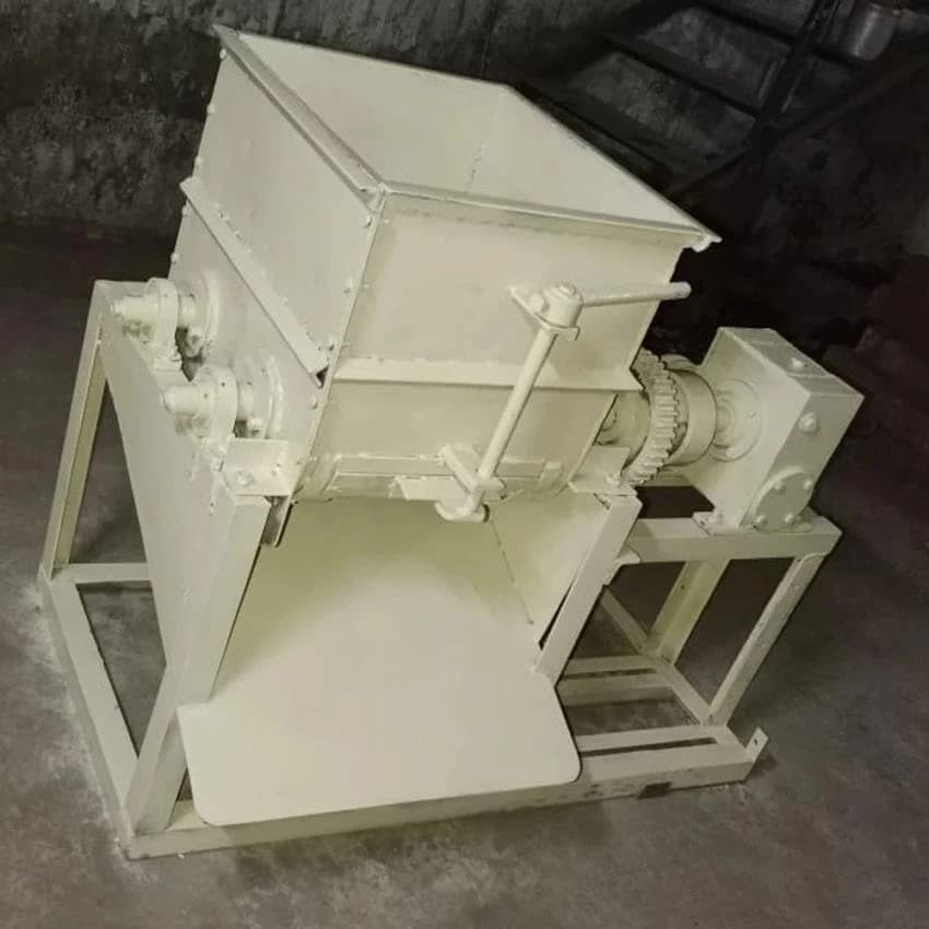 Single Mild Steel Detergent Soap Sigma Mixer Machine, Capacity: 100 Kg/Hr