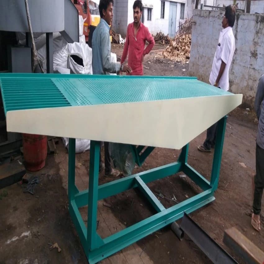 Electric Vibro Forming Table, Capacity: 2000 Per Day
