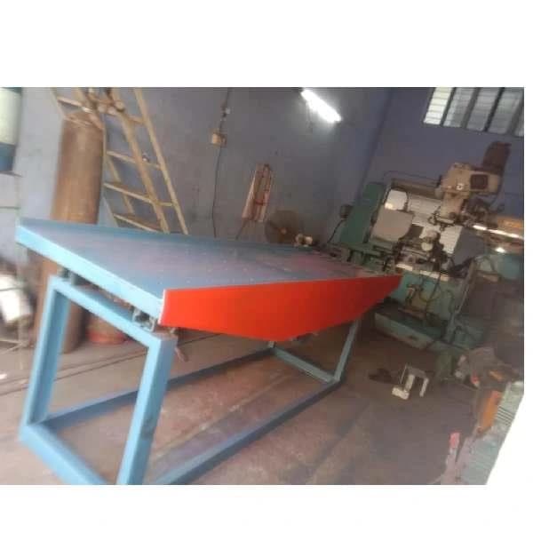 Vibrating Tables