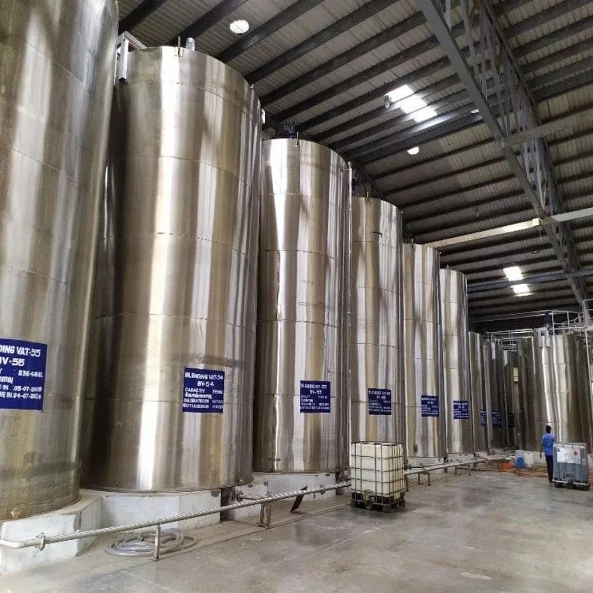 Lubricant Blending Plant, Capacity: 2 Lakh Cases Per Month