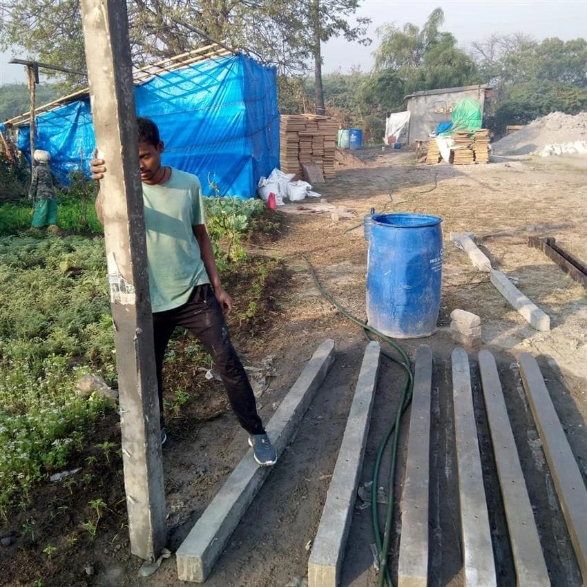 RCC Fencing Poles