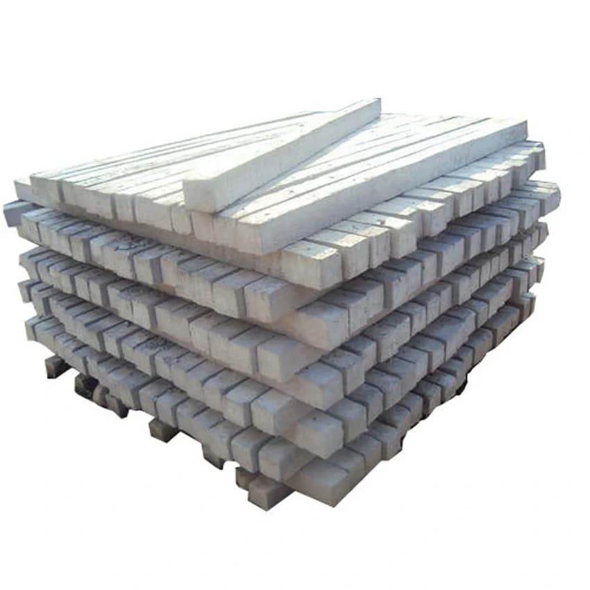 Rcc fencing poles
