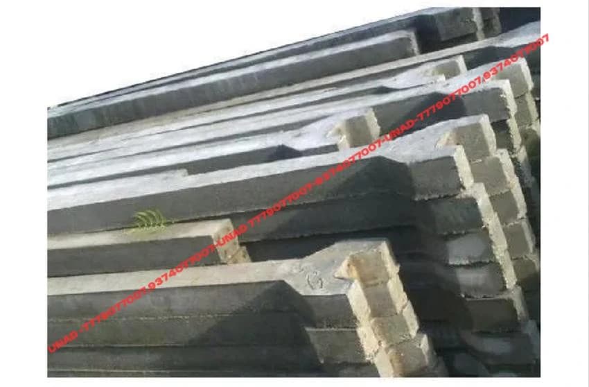 Rectangular Rcc Y Pole, For Fencing