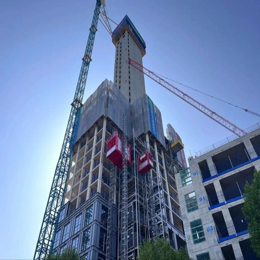 KK Works 130 m Builder Tower Hoist