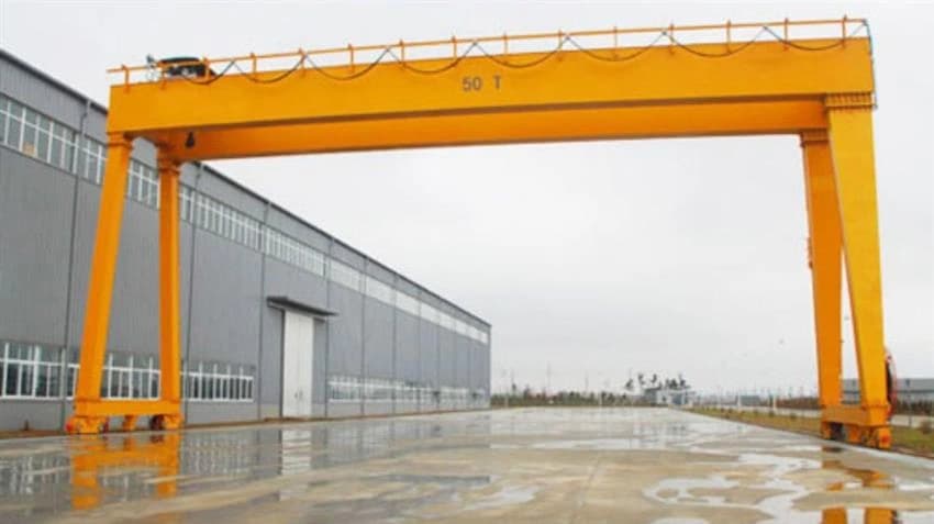 Double Girder Electric Gantry Crane, Capacity: 5-10 ton