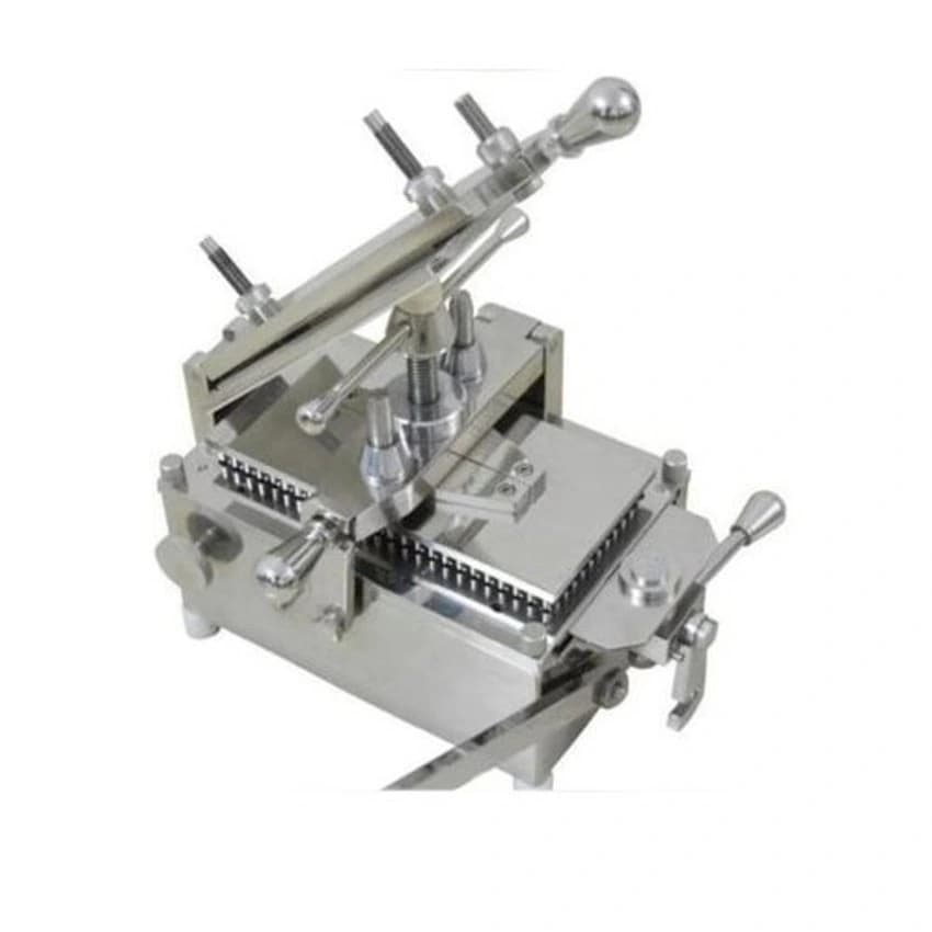 Manual Capsule Filling Machine, Capacity: 10000-12000 Pcs/H