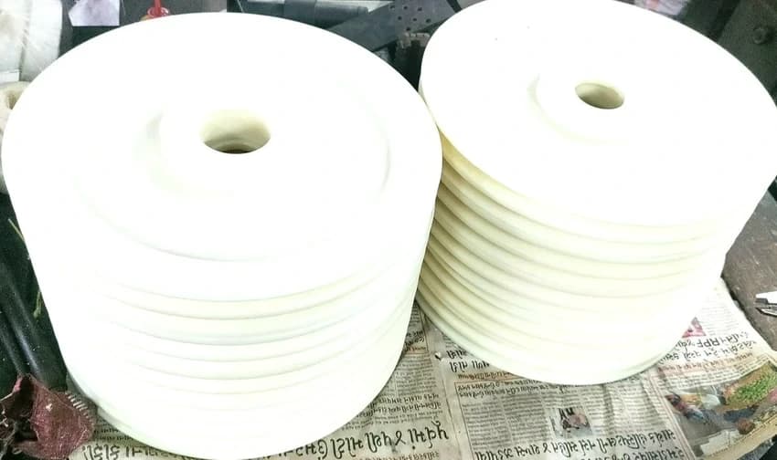 Nylon Color Coated Nylocast Pulley Industry, For Industrial, 3 m
