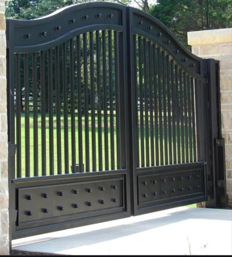 Mild Steel Swing Automatic Sliding Gate, For Factory