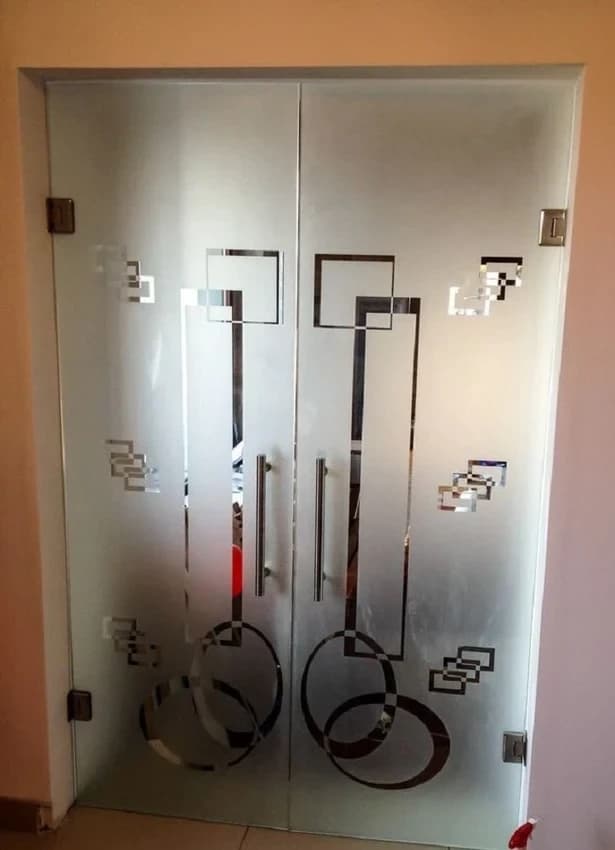 Hinged Frameless Toughened Glass Door, For Office, Thickness: 8 mm