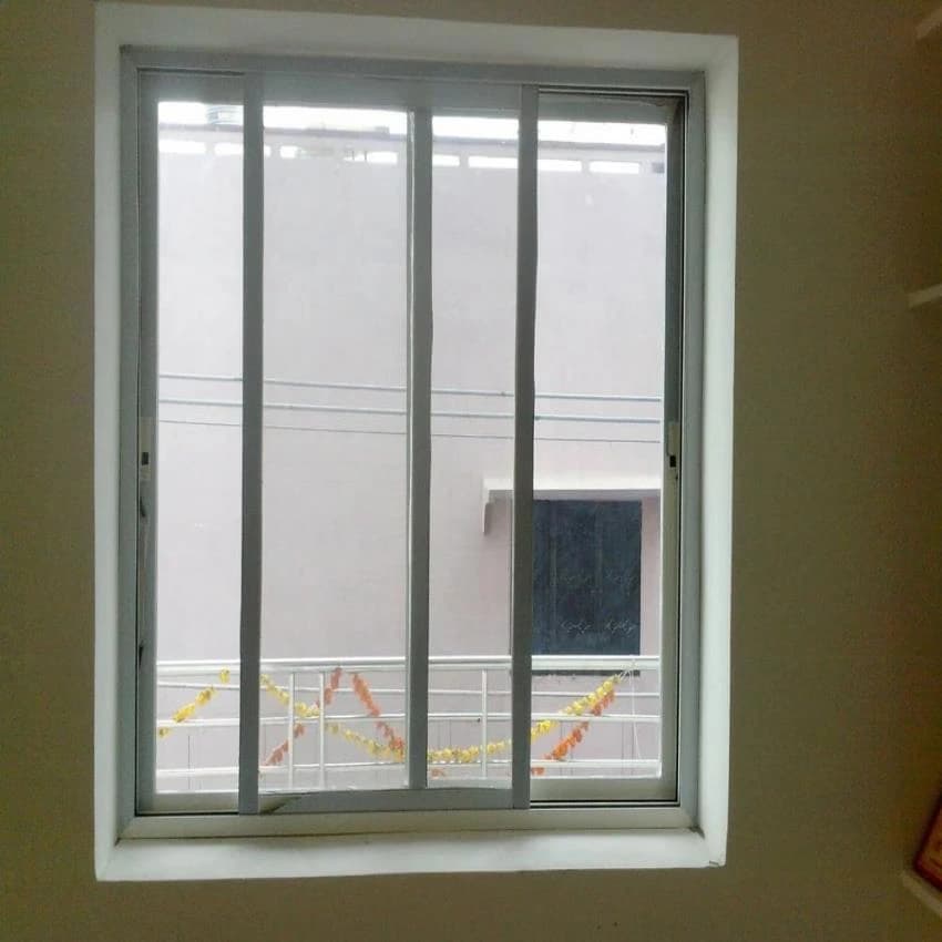 5mm 3 Track UPVC Glass Sliding Window