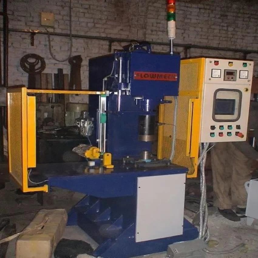 Mild Steel Hydraulic Lab Testing Machine