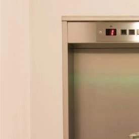 Polo Dumbwaiter