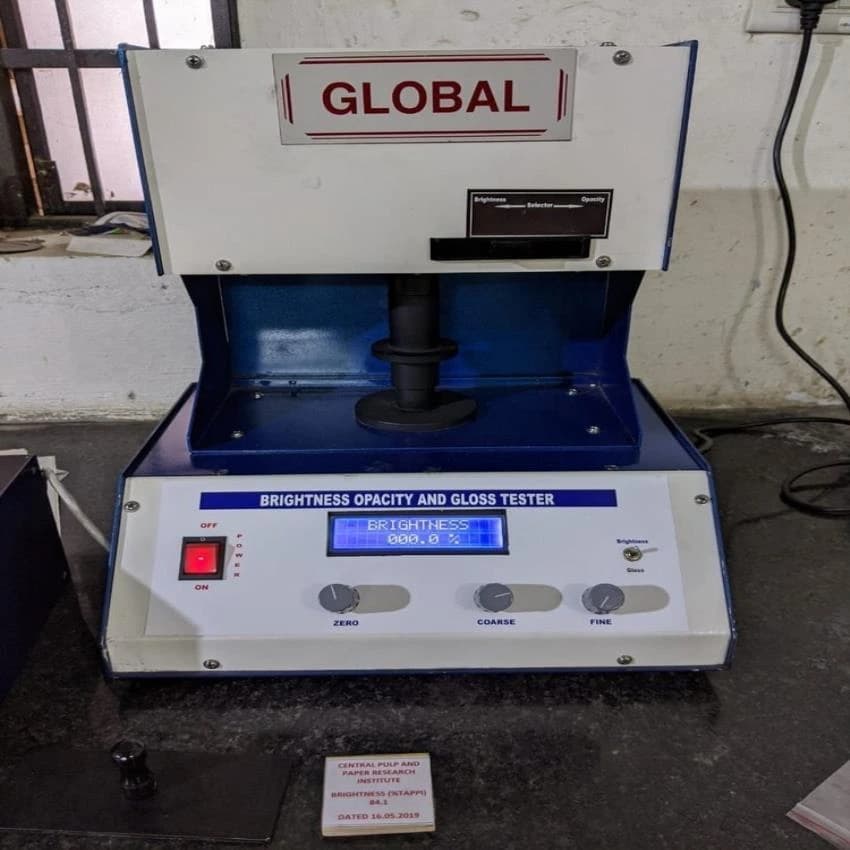 Brightness, Opacity & Gloss Tester (Photovolt Type)