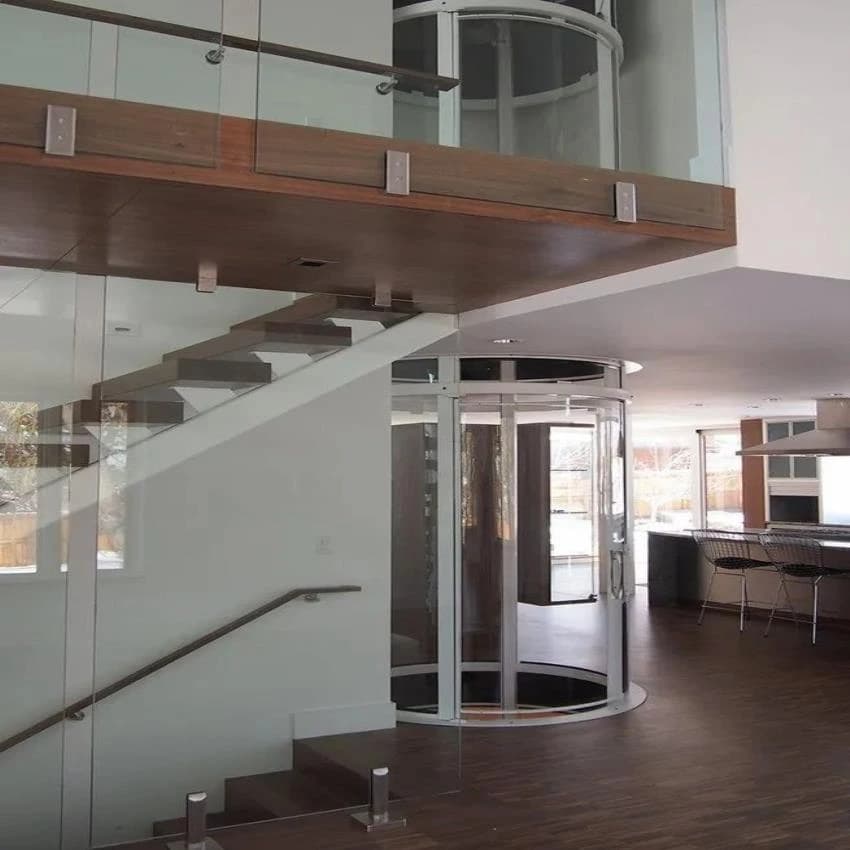 Fenesta Hydraulic Passenger Elevator, Max Persons: 6 Persons, With Machine Room