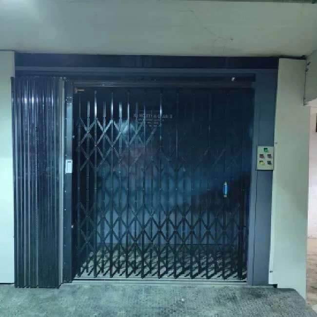 Industrial Goods Elevator