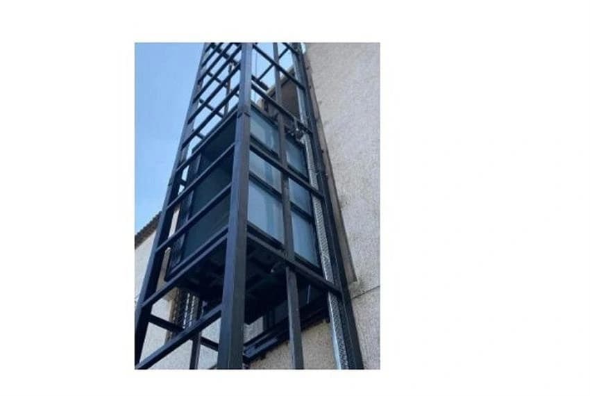 Atharva Self Supported Structure Goods Lift, For Industrail, Capacity: 1-2 ton