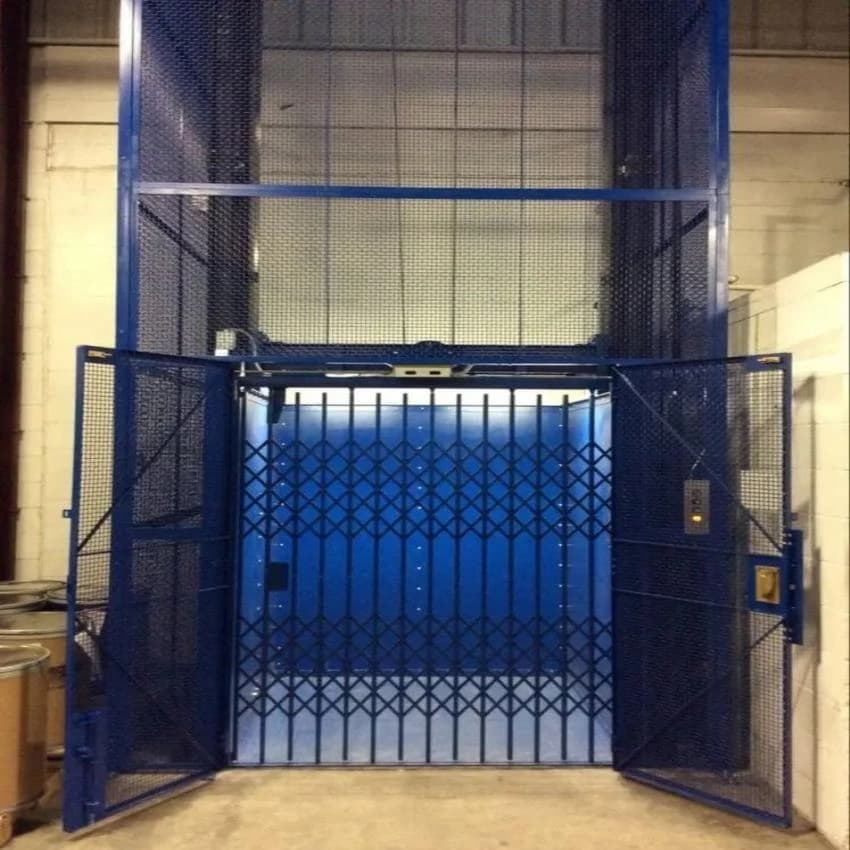 HV Engineering Collapsible Gate Goods Lift, Capacity: 2 ton