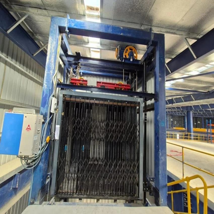 Material Handling Lifts, 3 Ton