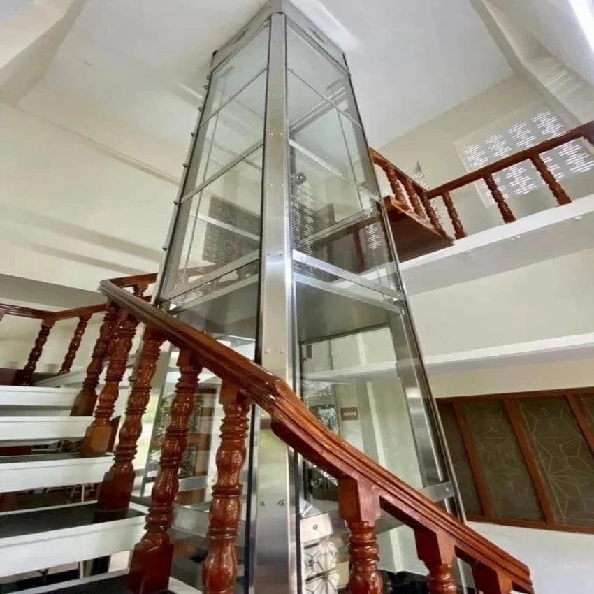 100-150 kg Staircase Elevator, Maximum Speed: .66, Max Persons: 2