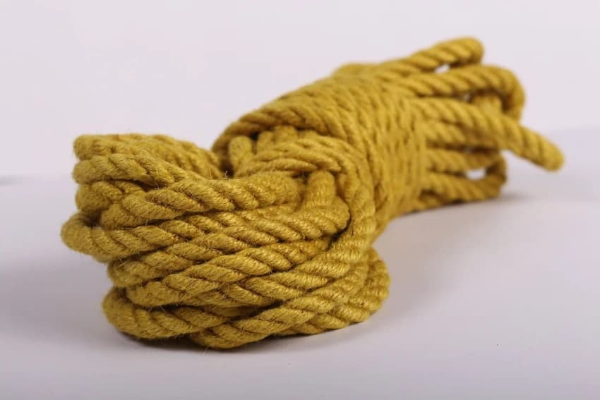 Jute Rope (Diameter 10- 16 mm)