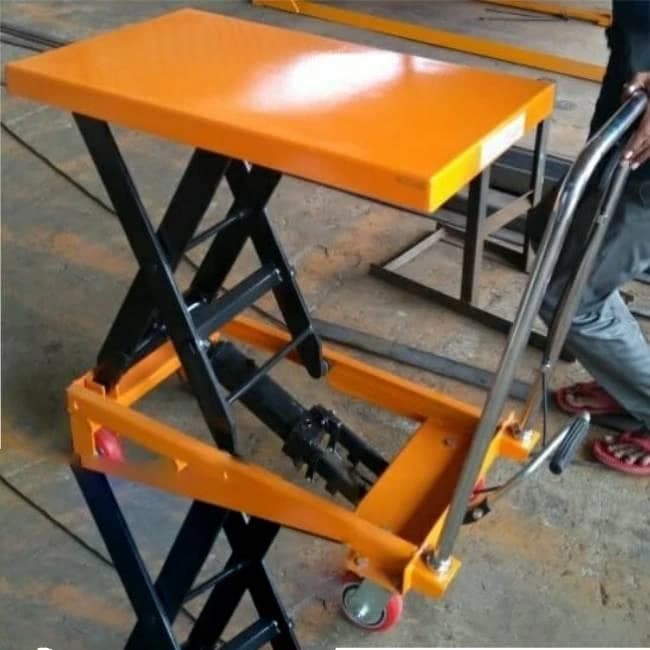 Scissor Lift 1000 kg