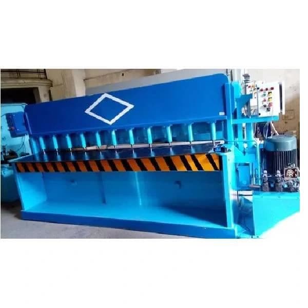 Metal Sheet Shearing Machine