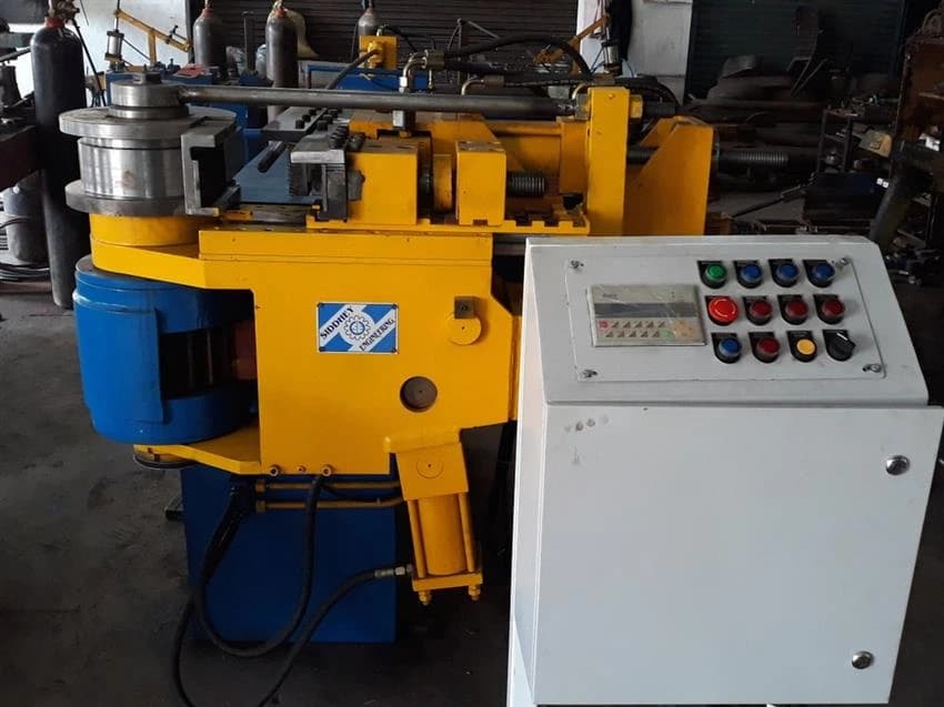 Mild Steel Hydraulic CNC Rectangle Pipe Bending Machine 80 X 40