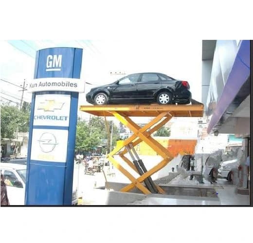 Hydro 4 Post Automobile Sector Scissors Type Car Lift