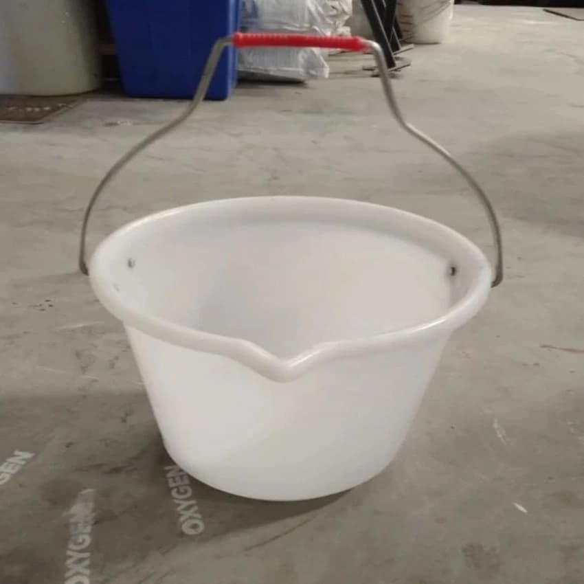 White Plastic Industrial Bucket Elevator, Size: 1000x1200x160 mm, Model Name/Number: SSP12