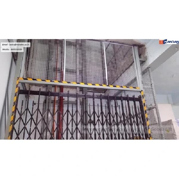 Mild Steel Industrial Goods Lift
