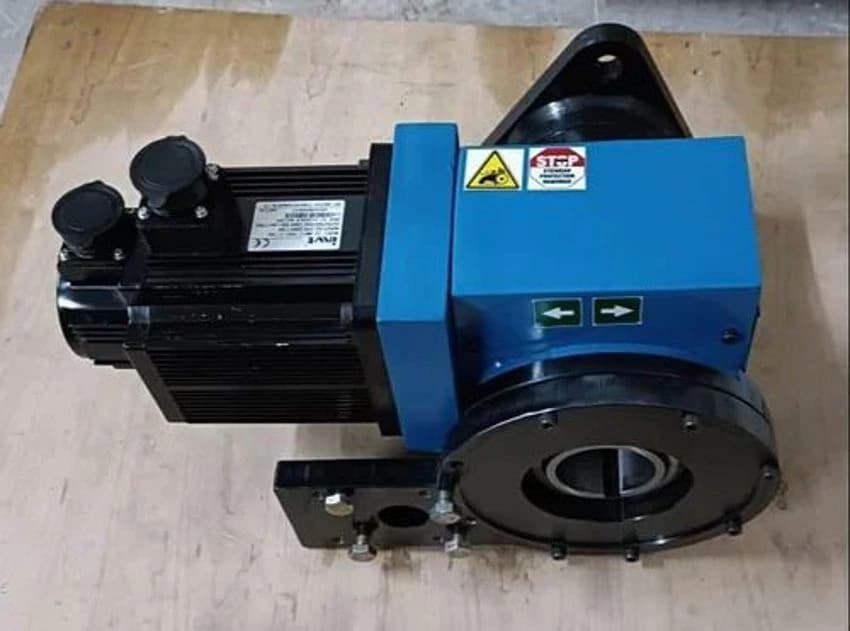 EGREt 300 Line Boring Machine with SERVO
