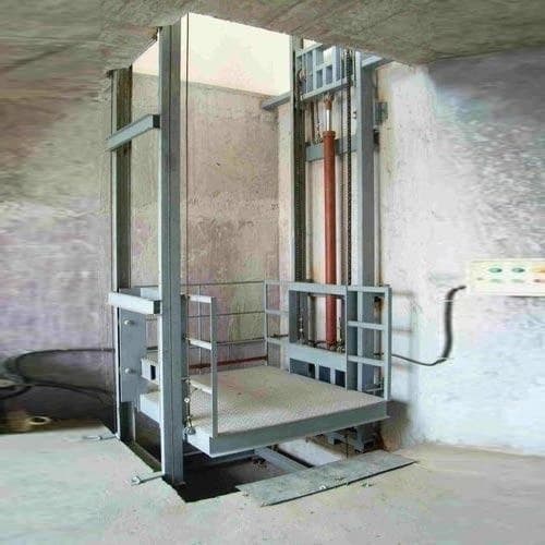Mild Steel MS Hydraulic Goods Lift, Capacity: 1-2 ton